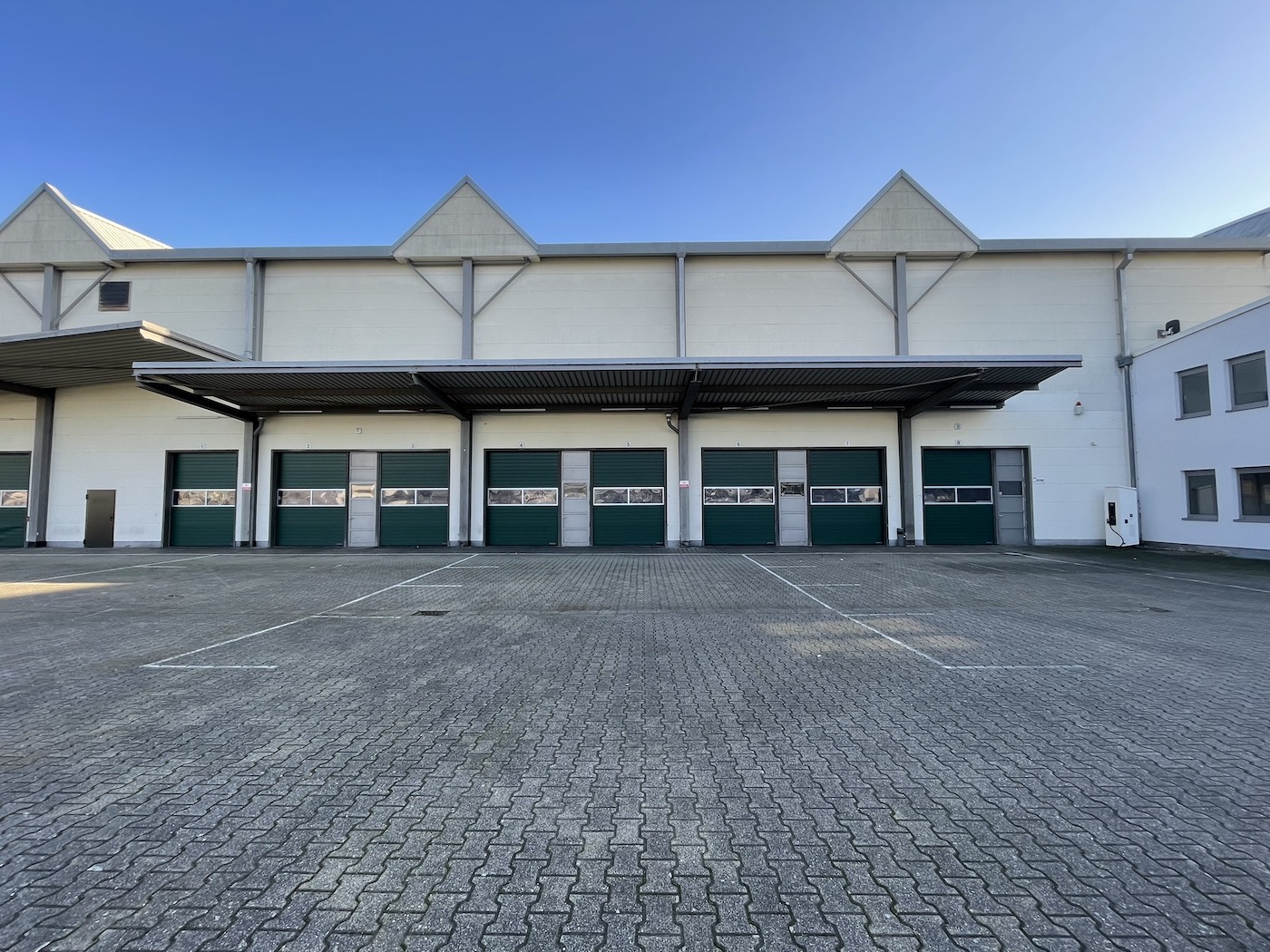 Actum Real Estate Investment Referenz Frechen Ansicht Terminal