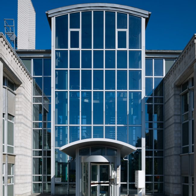 Actum Real Estate Investment Referenz Kelsterbach Ansicht Eingang