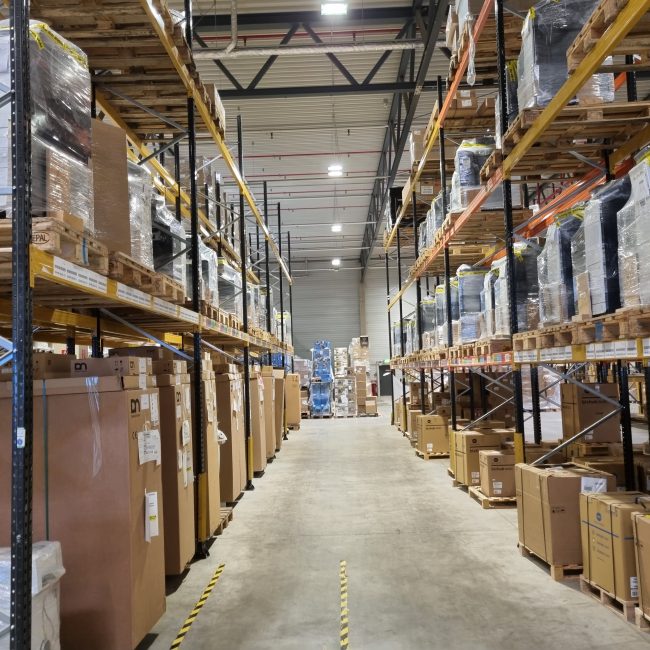 Actum Real Estateinvestment referenz-Neuss lagerhalle
